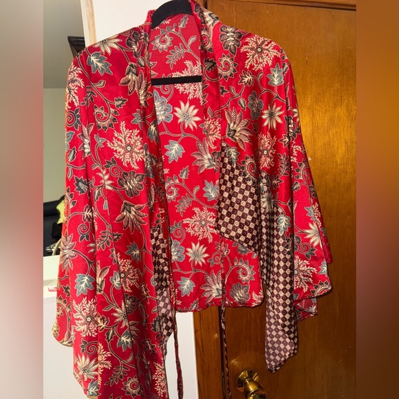 Floral red hippie shirt - Picture 1 of 2